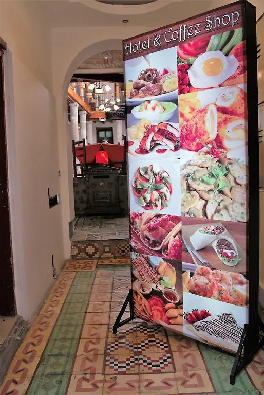 Hotel La Ronda Ecuador