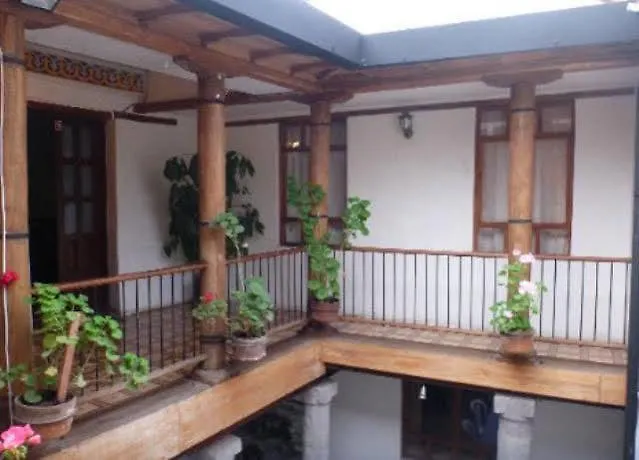 Hotel La Ronda Ecuador
